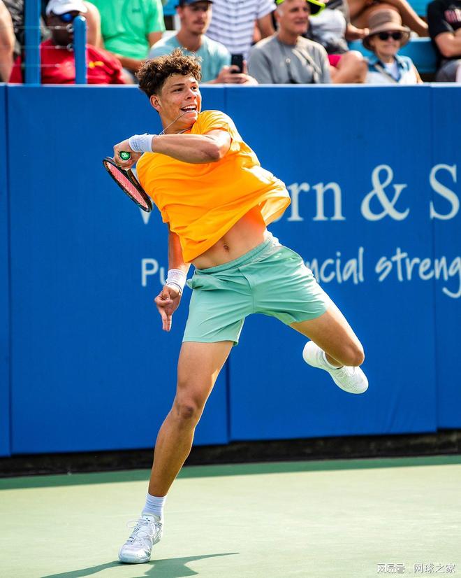 腰腹部的线 腰腹部的线