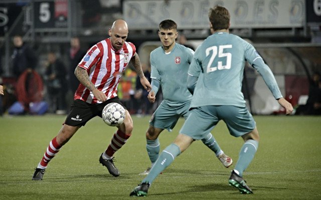 突发健康状 突发健康状