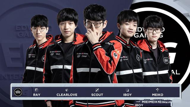 位占领半空 位占领半空